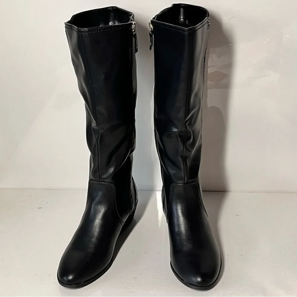 Dr. Scholls embossed synthetic